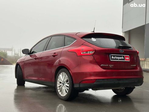 Ford Focus 2015 красный - фото 8