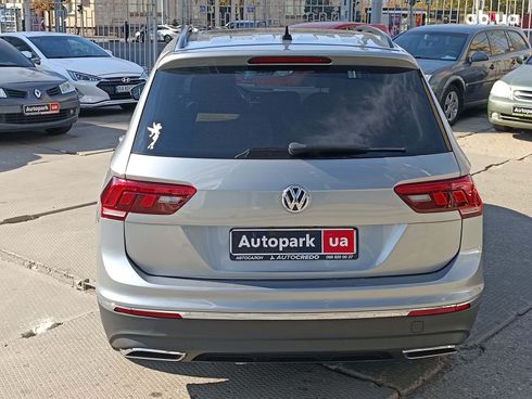 Volkswagen Tiguan 2021 серый - фото 5