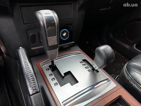 Mitsubishi Pajero 2007 бежевый - фото 24