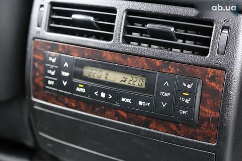 Toyota Land Cruiser 2012 - фото 29