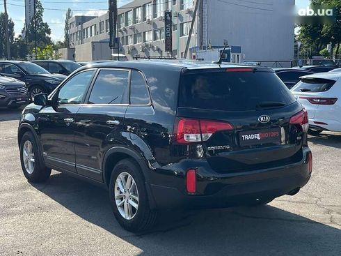 Kia Sorento 2014 - фото 8