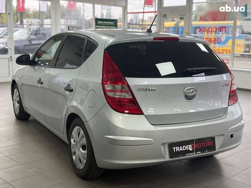 Hyundai i30 2009 - фото 14