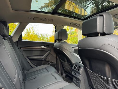 Audi Q5 2024 серый - фото 32