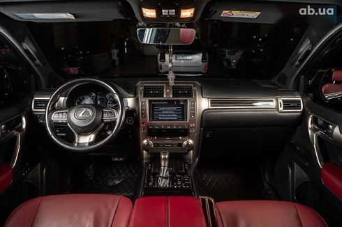 Lexus GX 2021 - фото 19