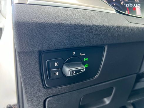 Volkswagen Passat 2016 белый - фото 19