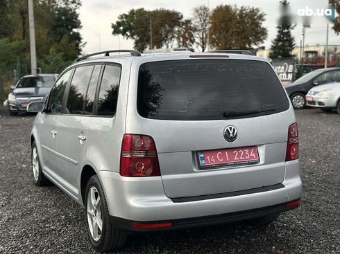 Volkswagen Touran 2007 - фото 18