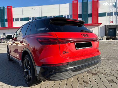 Audi Q5 e-tron 2022 - фото 10