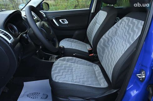 Skoda Fabia 2009 - фото 18