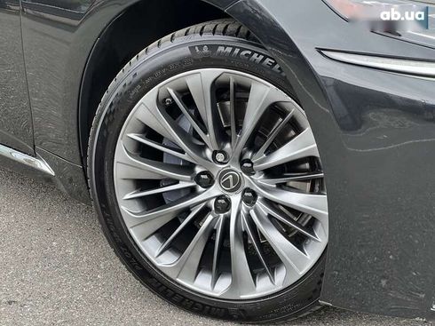 Lexus LS 2018 - фото 5