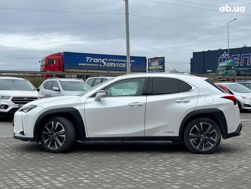 Lexus UX 2019 белый - фото 3