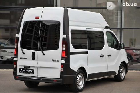 Renault Trafic 2016 - фото 2