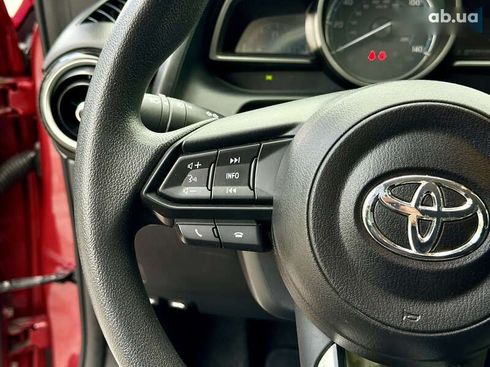 Toyota Yaris 2019 - фото 22