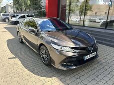 Купить Toyota Camry бу в Украине - купить на Автобазаре