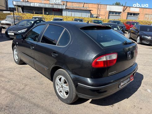 SEAT Leon 2001 черный - фото 3