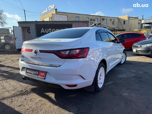 Renault Megane 2020 белый - фото 11