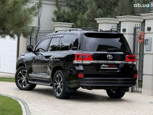 Toyota Land Cruiser 2015 - фото 10