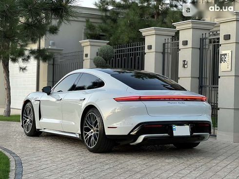 Porsche Taycan 2020 - фото 10