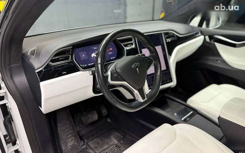 Tesla Model X 2017 - фото 11