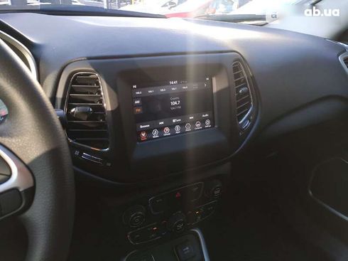 Jeep Compass 2020 - фото 25