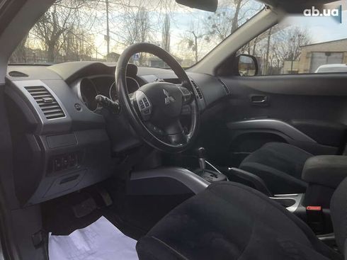 Mitsubishi Outlander 2006 - фото 22