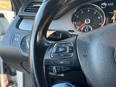 Volkswagen Passat CC 2009 белый - фото 35