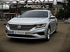 Продажа б/у Volkswagen Passat 2019 года - купить на Автобазаре