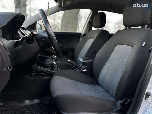 Kia Cee'd 2011 - фото 23