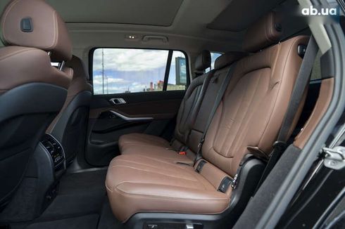 BMW X7 2021 - фото 30