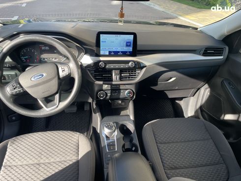 Ford Escape 2022 черный - фото 9