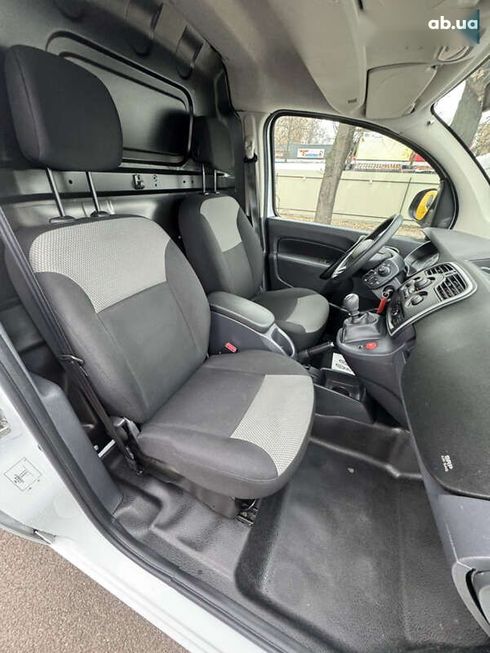 Renault Kangoo 2020 - фото 30