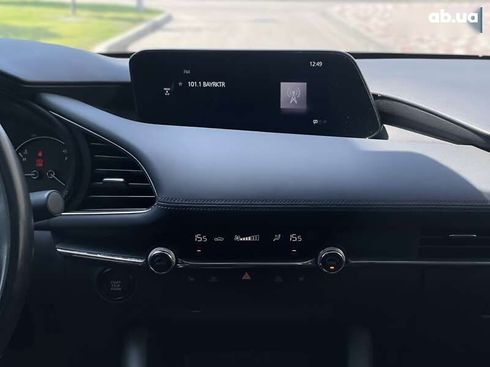 Mazda 3 2019 - фото 15