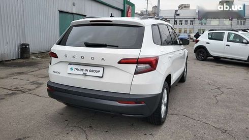 Skoda Karoq 2021 - фото 14