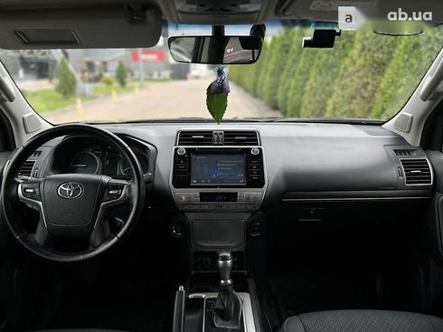 Toyota Land Cruiser Prado 2020 - фото 22