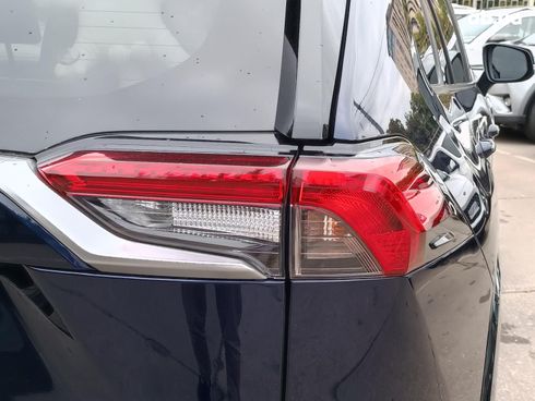 Toyota RAV4 2020 синий - фото 12