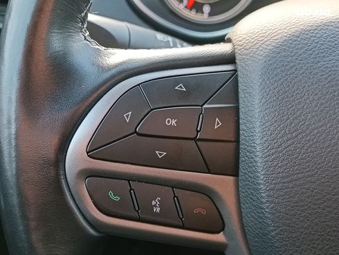 Jeep Cherokee 2019 черный - фото 24