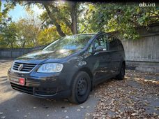 Купити Volkswagen Touran 2006 бу в Києві - купити на Автобазарі