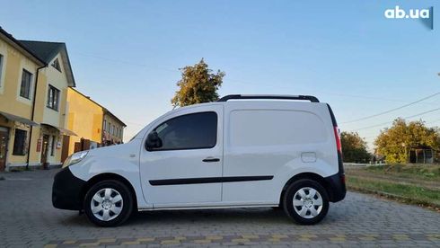 Renault Kangoo 2020 - фото 11
