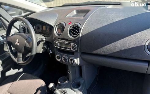 Mitsubishi Colt 2010 - фото 15