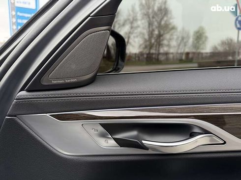 BMW 7 серия 2018 - фото 25
