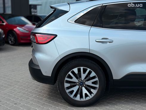 Ford Escape 2019 серый - фото 12