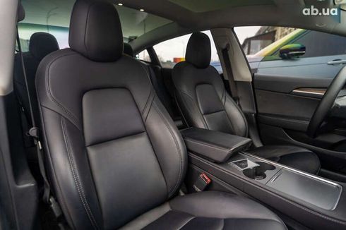 Tesla Model 3 2021 - фото 25