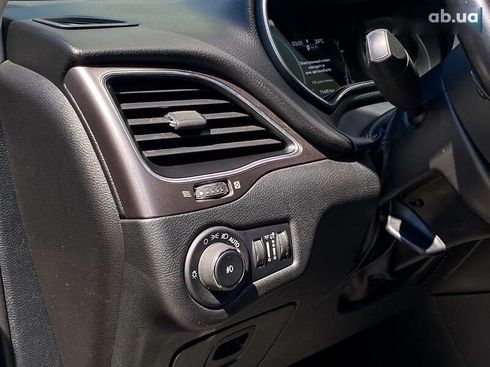Jeep Cherokee 2020 - фото 22