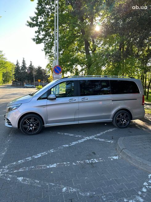 Mercedes-Benz V-Класс 2017 серебристый - фото 12