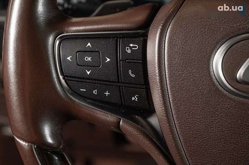 Lexus ES 2019 - фото 17