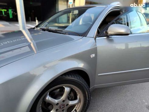 Audi A4 2004 - фото 4