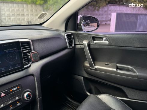 Kia Sportage 2018 белый - фото 31