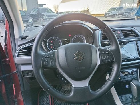 Suzuki SX4 2019 красный - фото 17