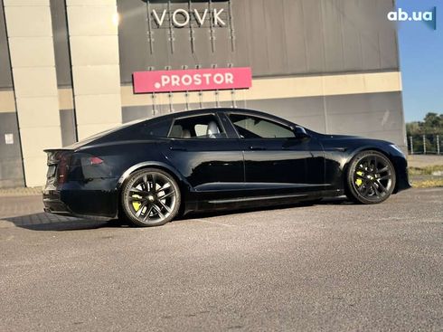 Tesla Model S 2021 - фото 17