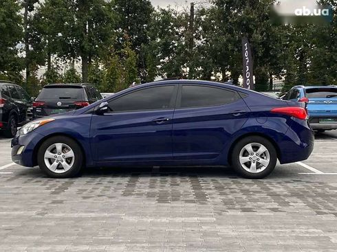 Hyundai Elantra 2011 - фото 16