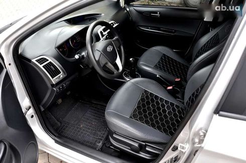 Hyundai i20 2013 - фото 15